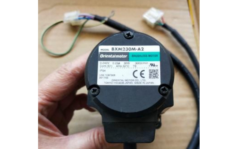 日本一手價(jià)格 Orientalmotor 東方馬達(dá) ?超低速同步電機(jī) SMK014K-A   連續(xù)額定電容運(yùn)轉(zhuǎn)電機(jī)